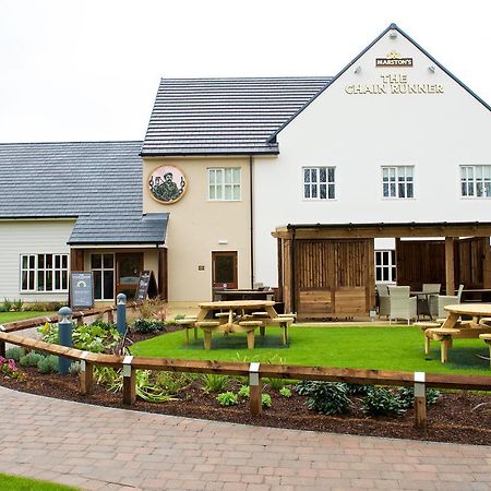 Chain Runner, Livingston By Marston'S Inns Exteriör bild