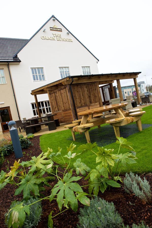 Chain Runner, Livingston By Marston'S Inns Exteriör bild
